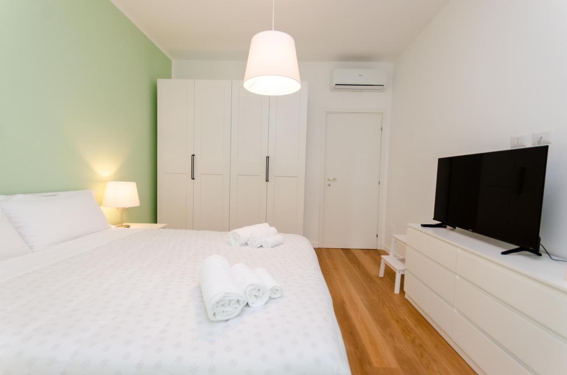 Vivimi Home Fiordalisi Stile & Comfort Vicino Metro Milan Exterior photo